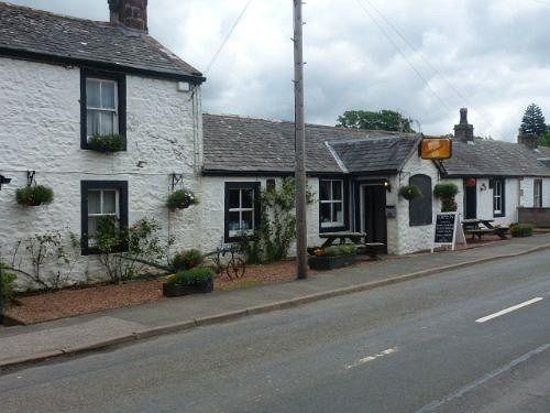 The Farmers Inn Дъмфрийс Екстериор снимка